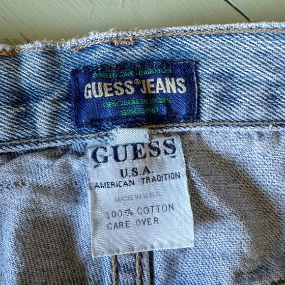 💎 Vintage 90s Guess Jeans USA Light Wash Straight Leg Denim - Picture 5 of 7